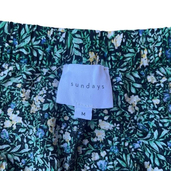 Anthropologie Sundays Floral Print Crinkle Cotton Elastic Waist Shorts - Medium - Picture 4 of 8